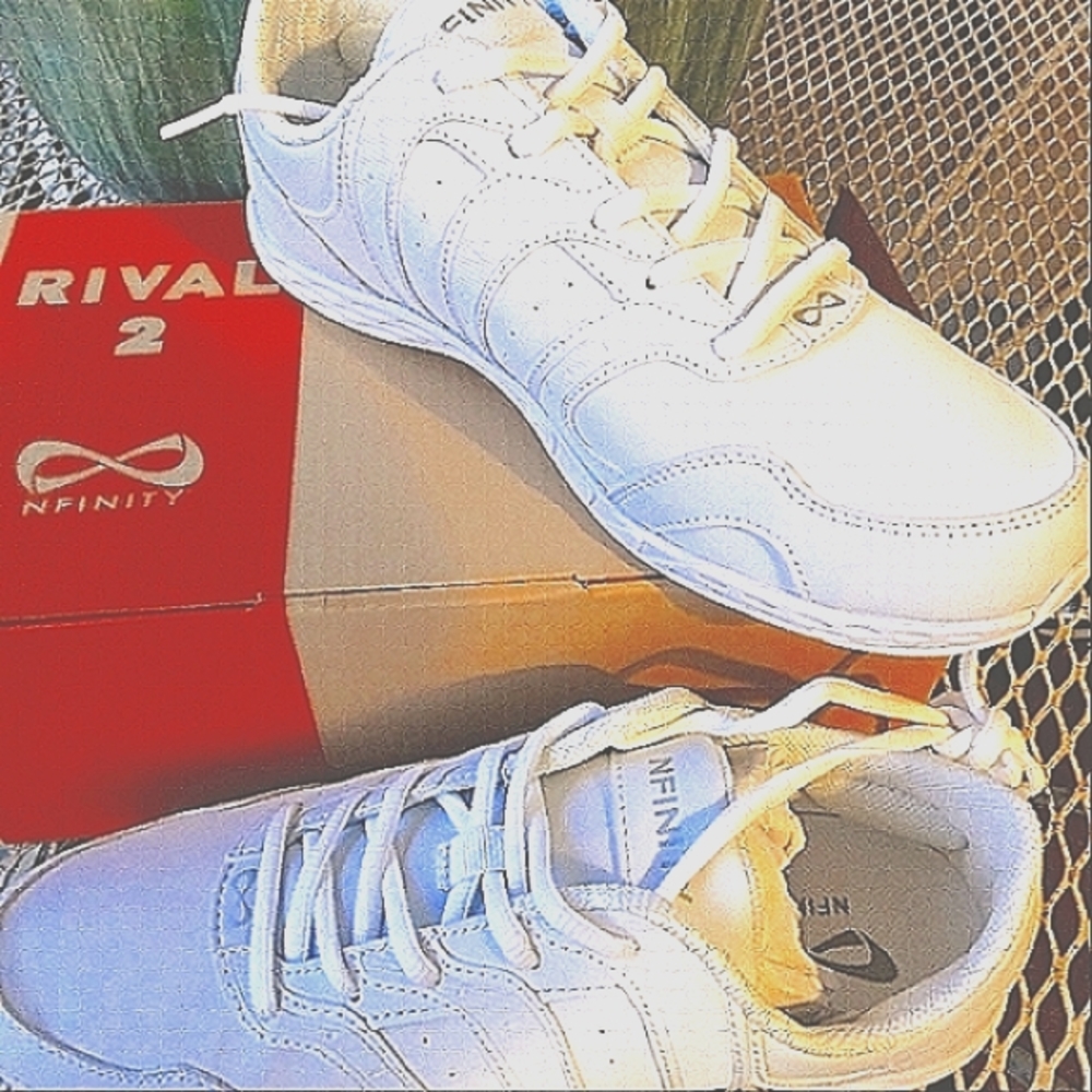 Size (4.5) Nfinity shoes (Rival 2) Great fit if you normally wear a size (3.5)